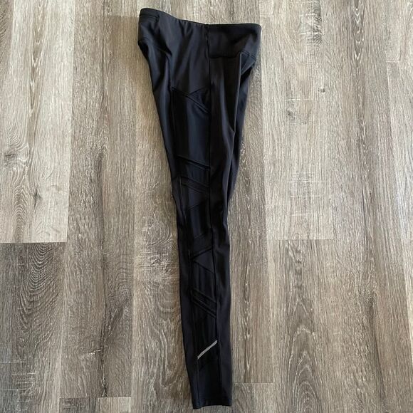 Lululemon Speed Up Tight *Mesh 28" in Black - Size: 4 - Picture 12 of 12